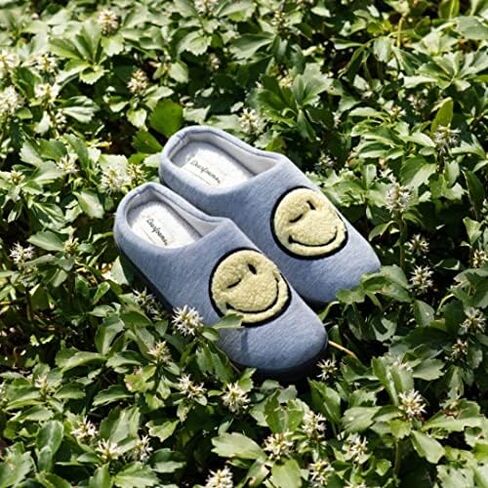 شبشب Dearfoams للجنسين للبالغين والنساء والرجال Smile Icon Retro Preppy in Kuwait