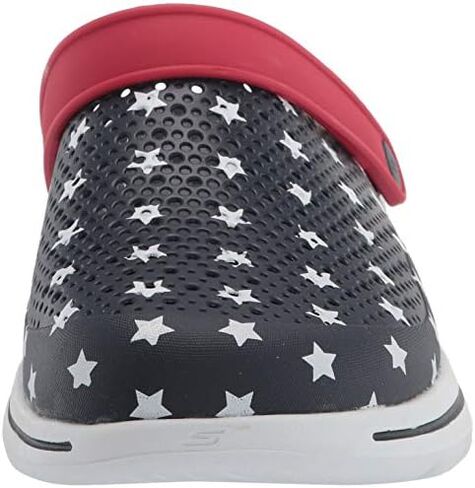 قبقاب رجالي من Skechers Foamies Gowalk 5 نجوم وخطوط in Saudi Arabia