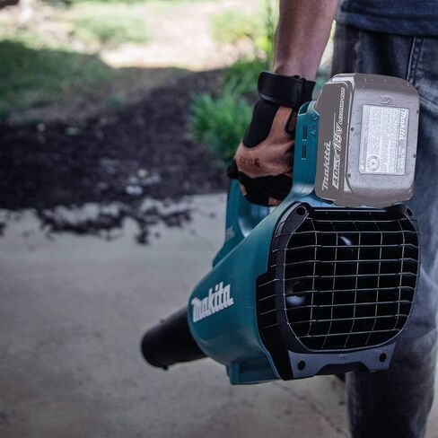 Makita XBU03Z 18V LXT® Lithium-Ion Brushless Cordless Blower, Tool Only in Kuwait