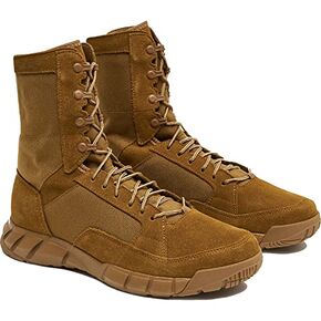 Oakley mens Coyote Boot in Kuwait