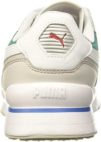 حذاء رياضي للرجال من PUMA R78 FUTR, أحمر وأبيض, Medium in Saudi Arabia