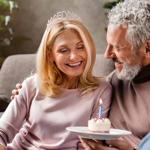 تاج عيد الميلاد الخمسين من CIEHER + 50 وشاح عيد ميلاد رائع + مجموعة دبابيس اللؤلؤ، تاج عيد الميلاد، هدايا عيد الميلاد الخمسين للنساء الأصدقاء، زينة عيد الميلاد الخمسين للنساء، لوازم حفلات عيد الميلاد الخمسين السعيدة in Kuwait