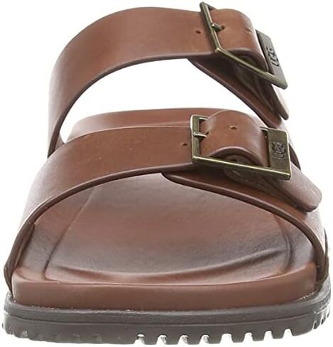 صندل وينسكوت بإبزيم منزلق للرجال من UGG in Saudi Arabia