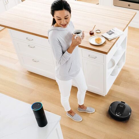 Shark IQ Robot RV1001 مكنسة روبوت يتم التحكم فيها عن طريق التطبيق مع واي فاي ورسم الخرائط المنزلية، شفط قوي لشعر الحيوانات الأليفة مع أليكسا (متجدد) in Saudi Arabia