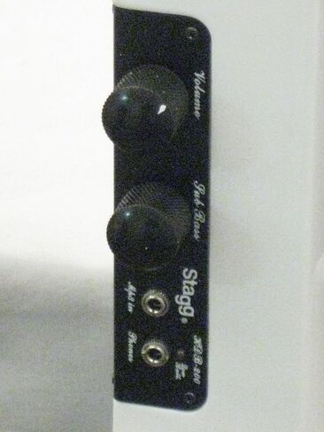 Stagg ECL 4/4 WH تشيلو - كهربائي in Kuwait