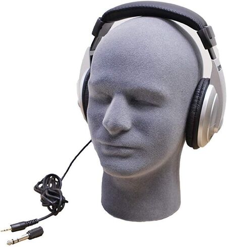 ياماها PSR-E273 PKY 61 مفتاحاً مع مصدر طاقة، وحامل مسماري وسماعات رأس (YAM PSRE273 in Kuwait