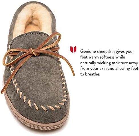 Minnetonka Men's Sheepskin Hardsole Moccasin Slippers in Saudi Arabia