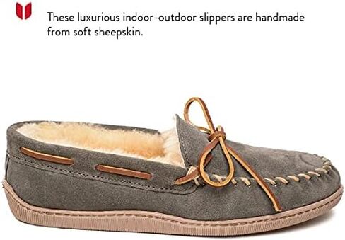 Minnetonka Men's Sheepskin Hardsole Moccasin Slippers in Saudi Arabia