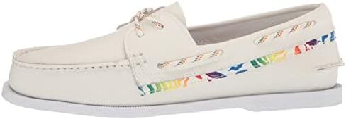 Sperry Men's Authentic Original 2-Eye Boat Shoe in Saudi Arabia