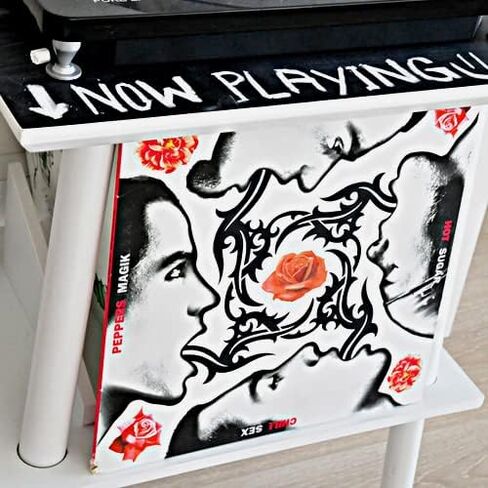 Chalkboard Top Record Player Stand, 50+ Vinyl Storage, Solid Pine (Black) in Saudi Arabia