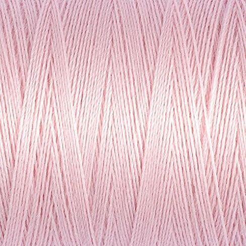 Gutermann Sew-All Thread 273 ياردة-أخضر عشبي in Kuwait