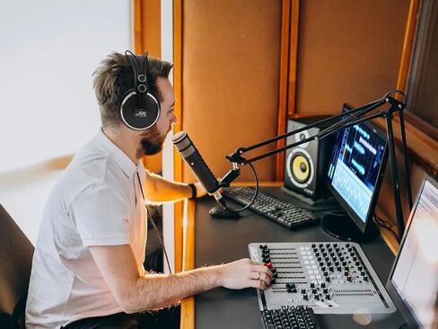 Monoprice In- Ear Headphones & Monitors (600070) in Saudi Arabia