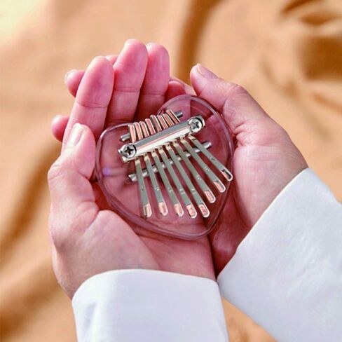 قلادة من Yahpetes إبهام بيانو صغير كاليمبا 8 مفتاح كريستال الإبهام على شكل قلب البيانو إصبع شفاف بيانو ماريمبا الموسيقى هدية رائعة للمبتدئين (8 مفاتيح بيانو الإبهام) in Kuwait
