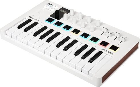 مجموعة وحدات تحكم بلوحة مفاتيح MIDI الهجين من Arturia MiniLab 3 مع سماعات رأس Samson SR350 Pro، وكابل USB Arturia وقماش تلميع صوت سائل (4 عناصر) in Kuwait