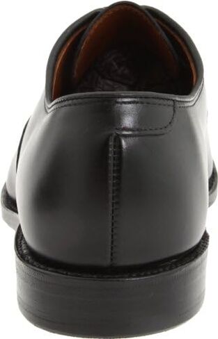 Allen-Edmonds Men's Fifth Avenue Walnut Calf Oxford Shoe in Saudi Arabia