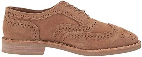Allen Edmonds Men's Neumok Lace-Up Wingtip Shoe in Kuwait