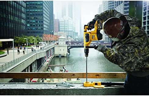 DEWALT DCHJ074D1-S Realtree Xtra Camouflage Heated Hoodie, Small, Camouflage in Saudi Arabia