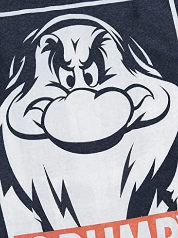 تي شيرت رجالي مطبوع عليه Snow White and Seven Dwarfs Grumpy من Disney in Kuwait