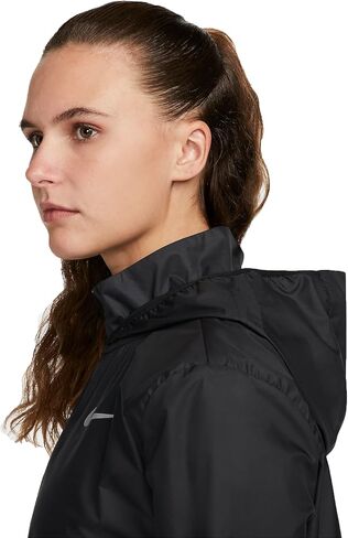 Nike Essential Women's Hooded Running Jacket in Saudi Arabia