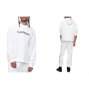 سويت شيرت رجالي من Calvin Klein ذو تصميم مريح بياقة دائرية وشعار French Terry Joggers in Saudi Arabia