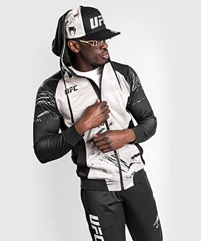 Venum Men's Standard Hoodie in Saudi Arabia