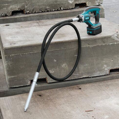 Makita XRV02T 18V LXT® Lithium-Ion Cordless 8' Concrete Vibrator Kit (5.0Ah) in Saudi Arabia