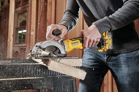 DEWALT ATOMIC 20V MAX* Circular Saw, 4-1/2-Inch, Tool Only (DCS571B) in Saudi Arabia