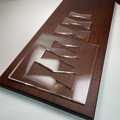 قالب توجيه أكريليك على شكل ربطة عنق in Kuwait