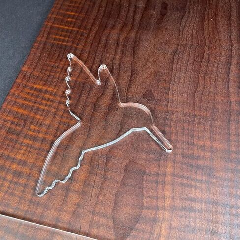 قالب توجيه أكريليك من Humming Bird in Kuwait