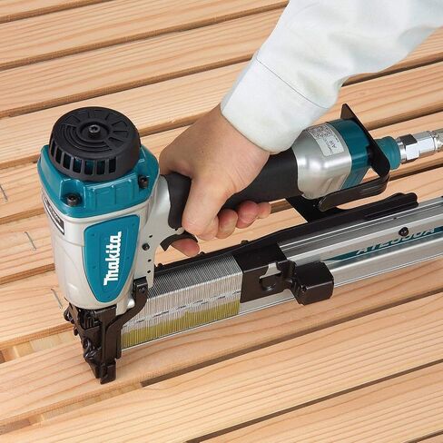 Makita AT2550A 1-inch Wide Crown Stapler (16 Ga.) in Saudi Arabia