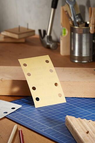 Bosch Professional 10x Expert C470 Sandpaper (for Hardwood, Paint on Wood, 80x133 mm, Grit 400, Accessories Orbital Sander) in Kuwait