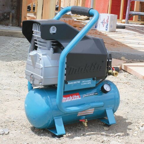 Makita MAC700 2.0 HP* Big Bore™ Air Compressor in Kuwait