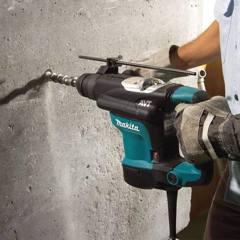 Makita HR3210C 1-1/4" AVT® Rotary Hammer, accepts SDS-PLUS bits in Saudi Arabia