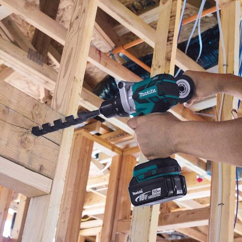 Makita XT268T 18V LXT Lithium-Ion Brushless Cordless 2-Pc. Combo Kit (5.0Ah) in Kuwait