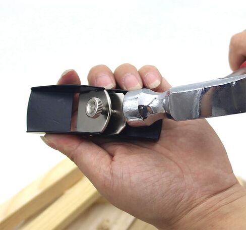 طائرة تشذيب صغيرة، أداة صنع نموذج DIY لطائرة جيب النجارة قابلة للتعديل يدويًا لمشاريع التشذيب. (أسود، 3.35 * 1.18 * 1.38 بوصة) in Kuwait