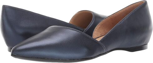 حذاء Samantha Loafer مسطح للسيدات من Naturalizer in Kuwait