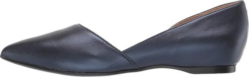 حذاء Samantha Loafer مسطح للسيدات من Naturalizer in Kuwait