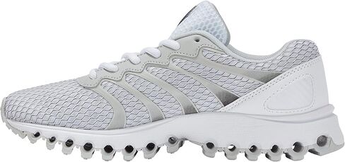 حذاء رياضي نسائي من K-Swiss يحمل عبارة «Tubes» مريح 200، بلون زهرة الكرز الأسود in Kuwait