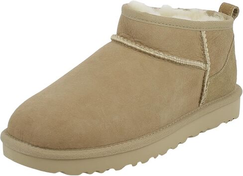 حذاء UGG النسائي الكلاسيكي فائق الحجم in Saudi Arabia