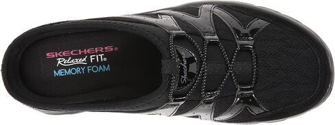 حذاء نسائي سهل الاستخدام من Skechers in Saudi Arabia