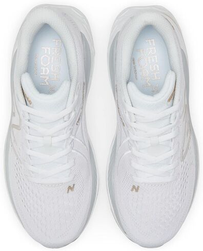 New Balance Women Fresh Foam X 860 V13 Running Shoe, White/Light Aluminum, 9 Wide in Saudi Arabia