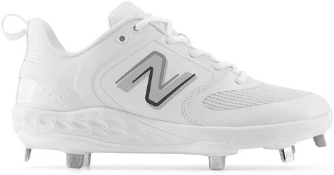 New Balance Women's Fresh Foam Velo V3 Softball Shoe in Saudi Arabia