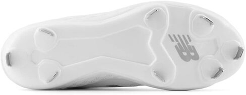 New Balance Women's Fresh Foam Velo V3 Softball Shoe in Saudi Arabia