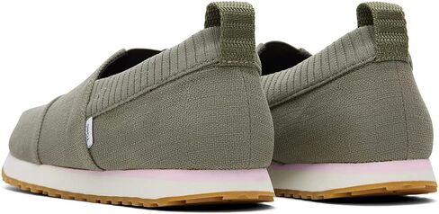 حذاء رياضي نسائي من TOMS in Kuwait