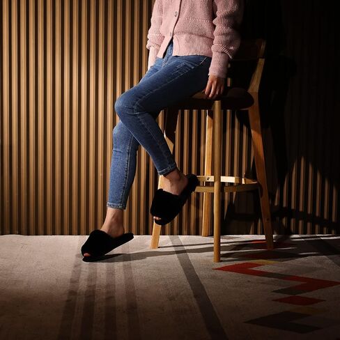 شبشب نسائي مفتوح من الأمام مريح فروي سبا مسطح منفوش غامض حذاء منزلي داخلي سهل الارتداء في الهواء الطلق شبشب منزلي in Kuwait