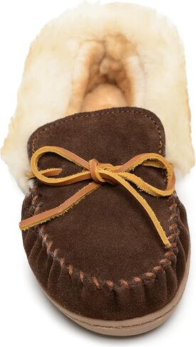 Minnetonka Women's Alpine Sheepskin Slippers in Saudi Arabia