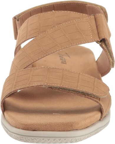 Trotters Women's Tatia Flat Sandal in Saudi Arabia