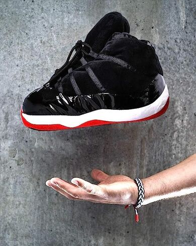 شباشب MOLERFO Sneaker غير قابلة للانزلاق في المنزل، شباشب قطيفة للجنسين، أحذية قطنية للأرضيات الداخلية in Kuwait
