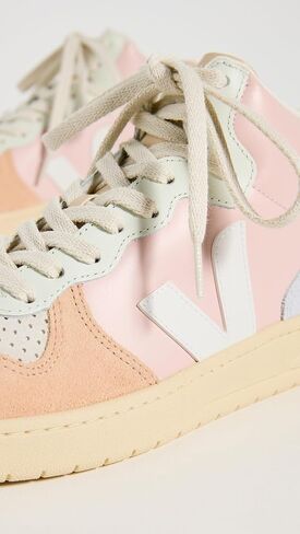 Veja Women's V-15 Sneakers in Saudi Arabia