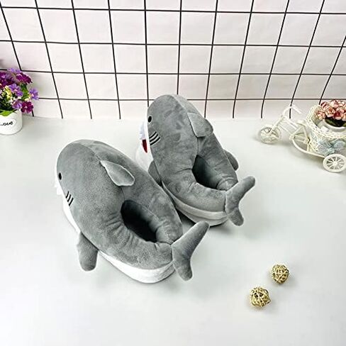 LANFIRE Animal slippers hamster slippers pig slippers duck and sheep shoes winter home warm anti - skid cotton slippers in Saudi Arabia